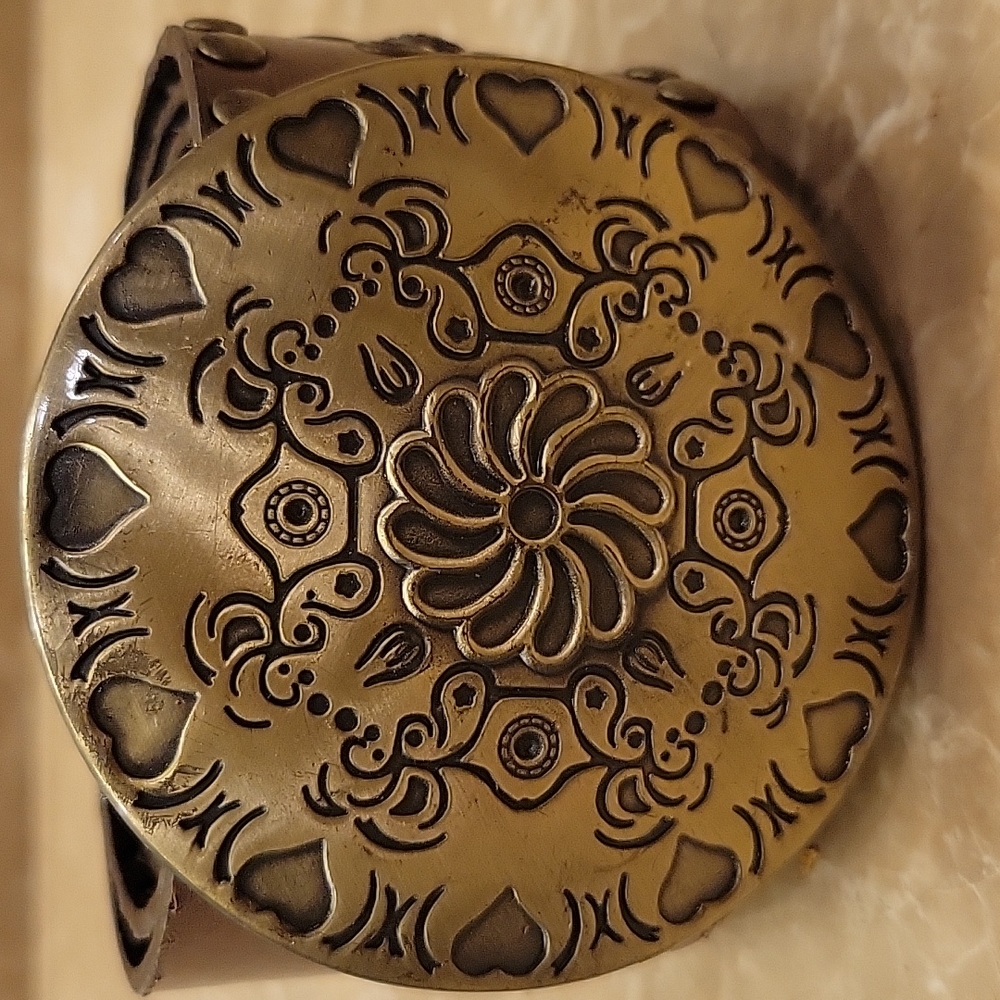 Gorgeous Bronzed Embellished Vegan Belt, Sz M